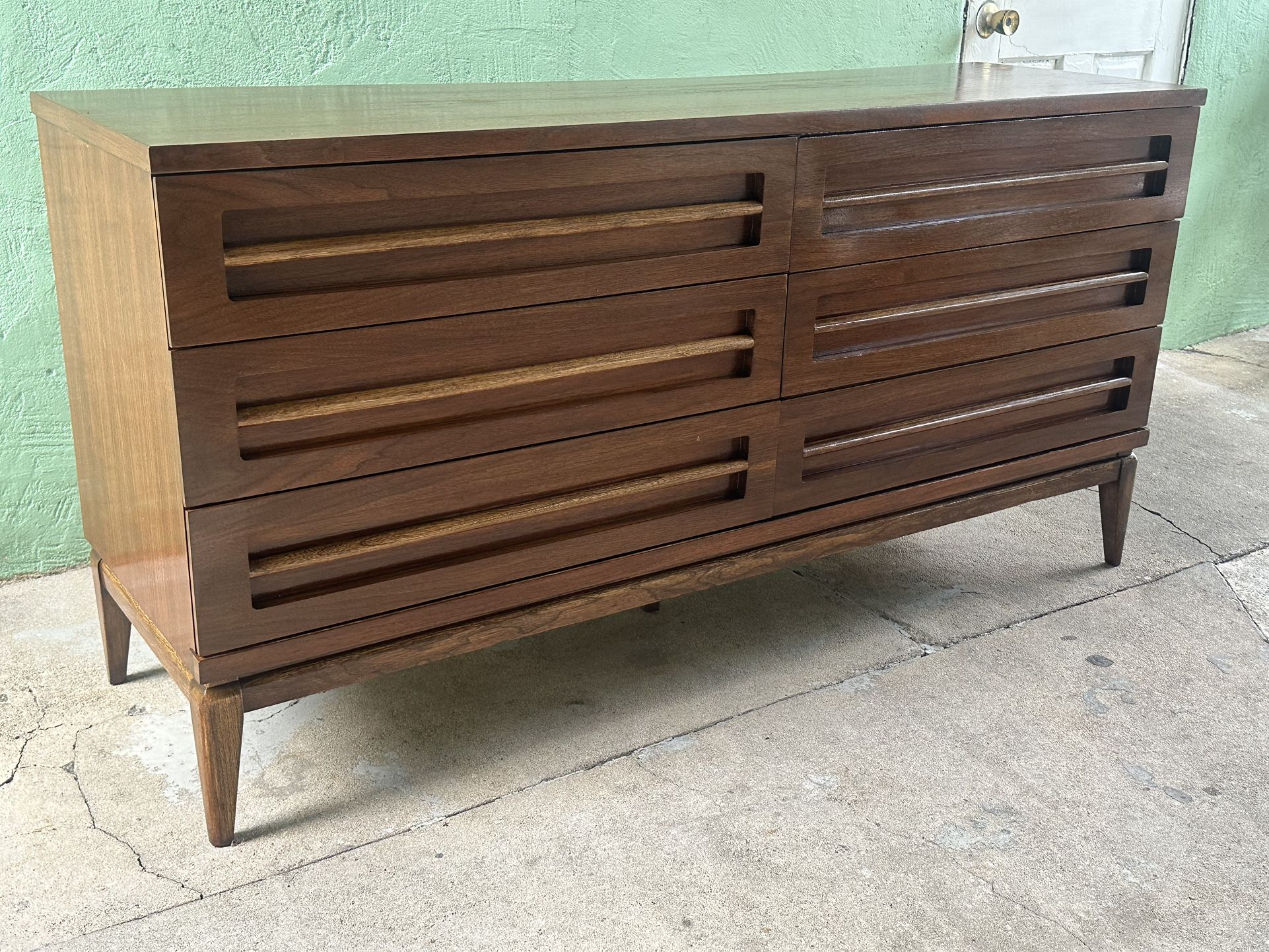 MID CENTURY Dresser By BASSET