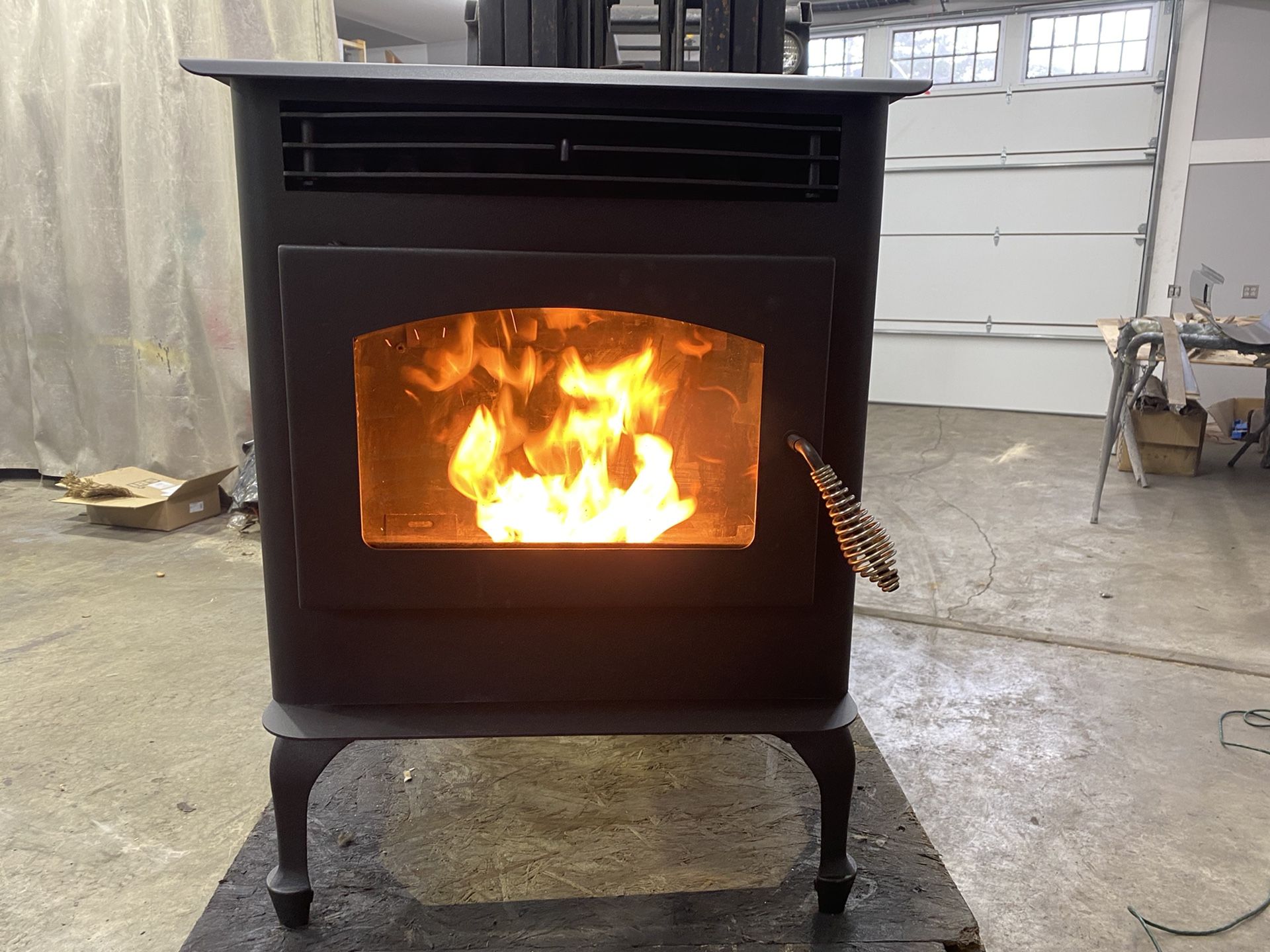 Breckwell Maverick wood pellet stove for Sale in Battle Ground, WA