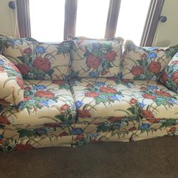 1980’s Couch Like New 