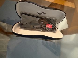 Ray ban glasses case