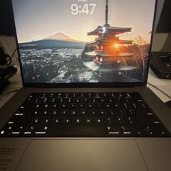 MacBook Pro M1 Pro 16GB RAM 1TB SSD 16 INCH[Liquid Damage]
