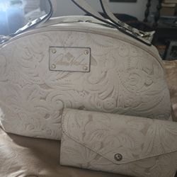 Patrisha Nash Genuine Leather White Purse And Wallet 