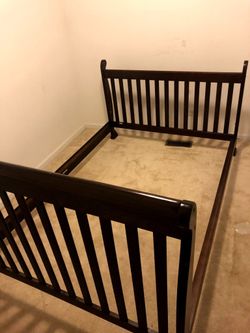 DaVinci Kalani 4-in-1 Convertible Crib in Espresso