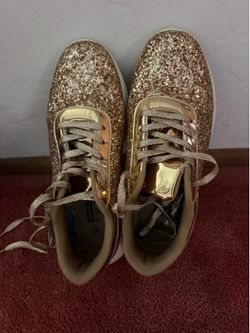 Gold glitter shoes. Size 20.wore them once.
