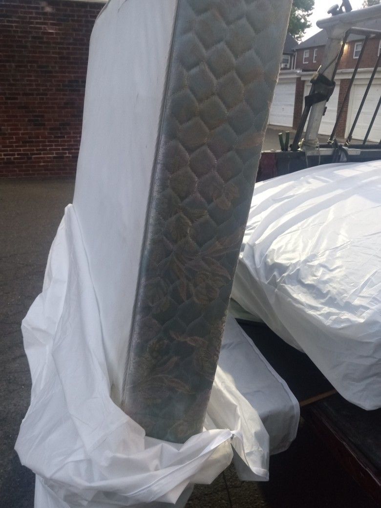 Full Size Box Spring
