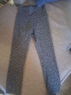 Lululemon size 2 leggings leopard print grey