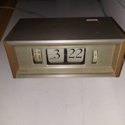 Vintage Clock 