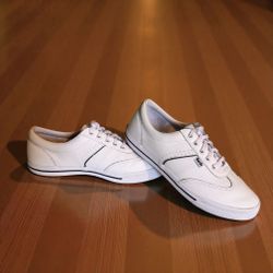 Keds Women’s Courty Core II White Leather Sneakers Size 9 