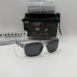 Oakley Holbrook Sunglasses 