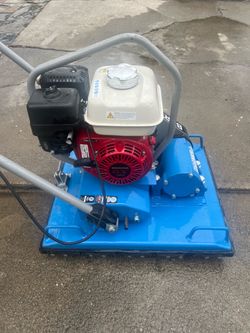 Roller vibration compactor