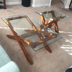 Living Room Coffe Table And Two End Tables From Rooms To Go  6 Monts Old
