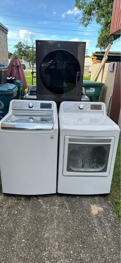 Washer and dryer LG