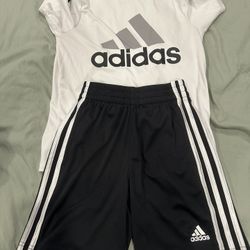 Boys Adidas Set Size 8
