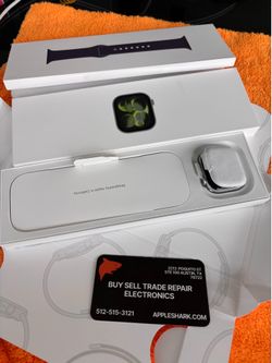 Apple Watch Series 11 42mm Silver S/M GPS + Cellular (NEW)Open Box! 90 Day warranty! We offer financing.