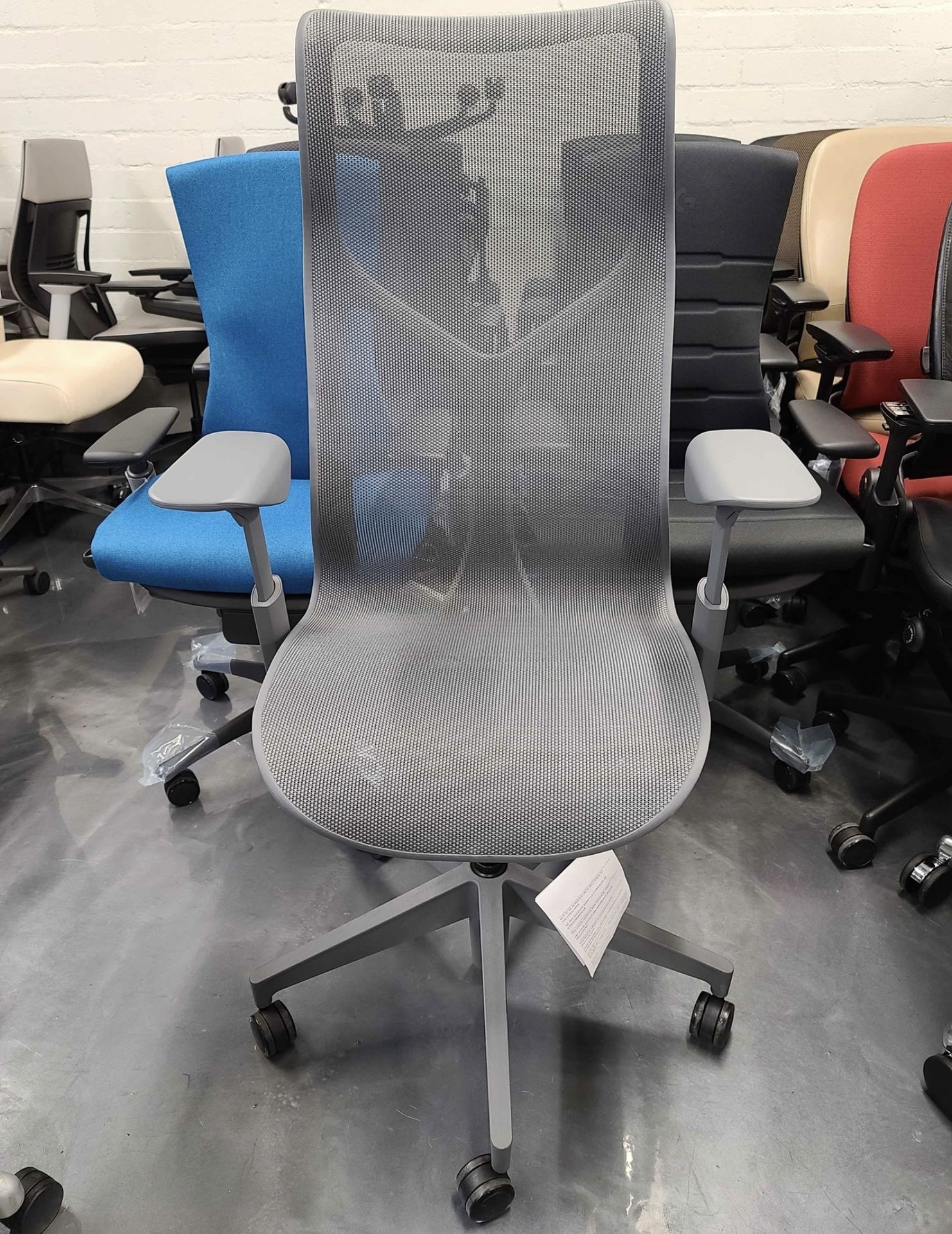 🔥BRAND NEW🔥HERMAN MILLER COSM HIGH BACK CHAIR DESIGNED BY STUDIO 7.5 BEAUTIFUL CARBON FRAME & MESH