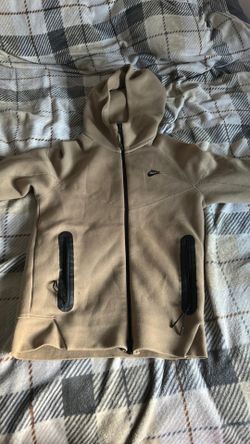 Men’s Nike Tech hoodie