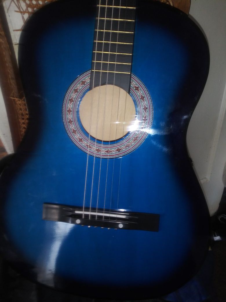 Guitar good condition only serious buyer's