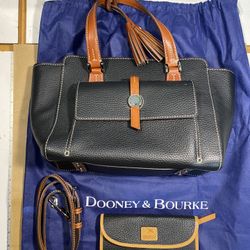 Dooney And Bourke Small Shopper Purse Mint W/ Original Tag, Bag And Matching Wallet