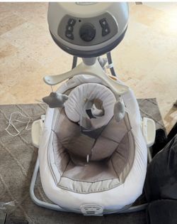 Graco baby swing