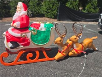 Vintage Christmas Décor & Collectibles Lot – Nativity, Crystal & More