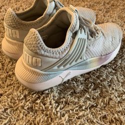 PUMA Size 6Y Slip On Shoes