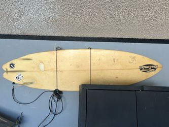 Surf board