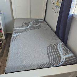 White Twin Size Bed - Includes Box Spring & gel memory foam mattress