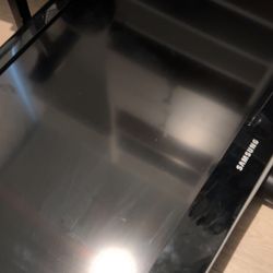 Samsung TV With Wall Mount/swivel Attached  (40 Inches)