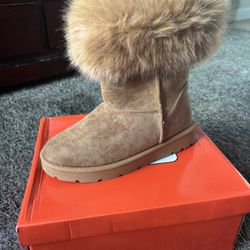 Brown Furry Boots