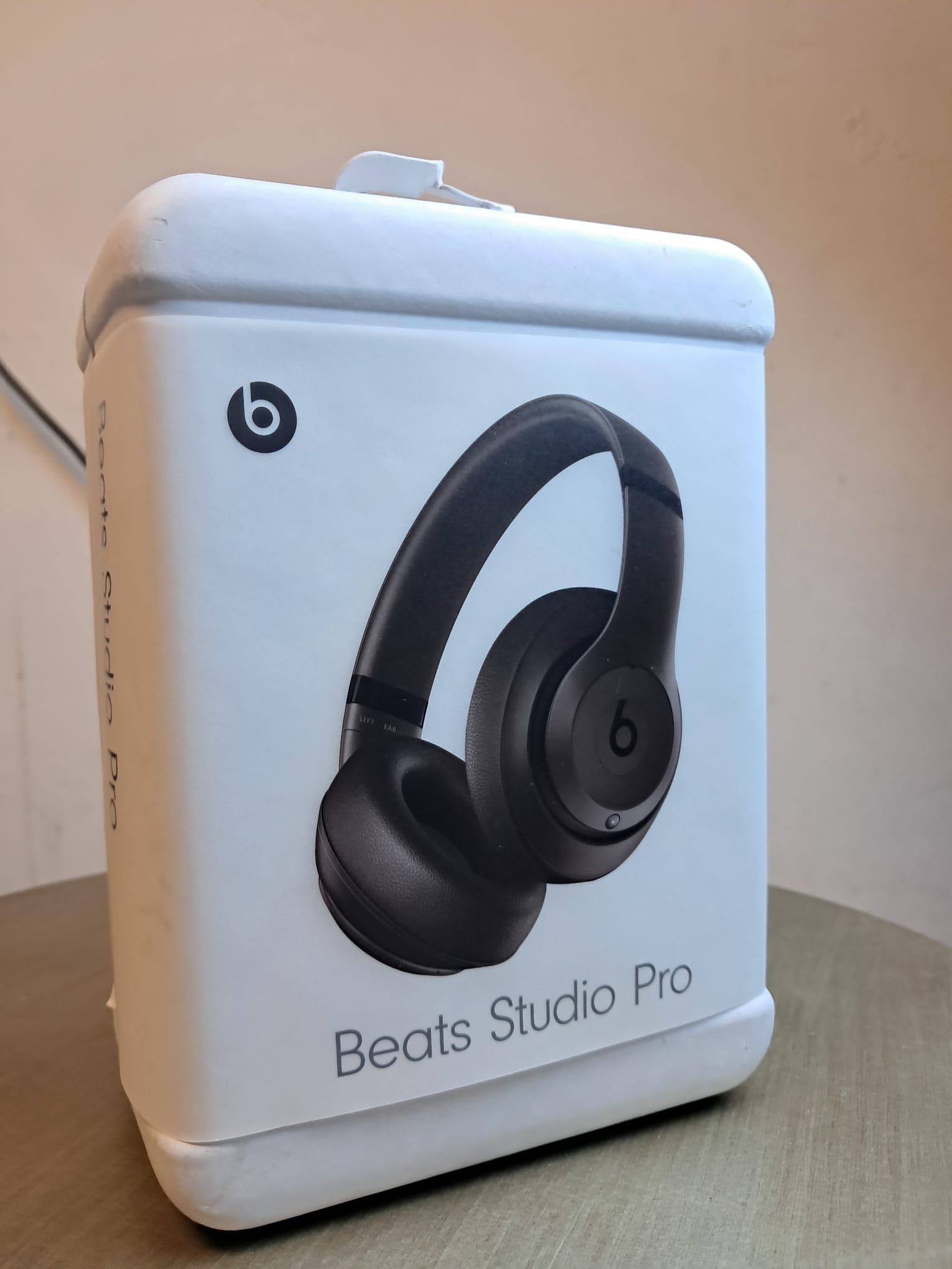 Apple Beats Studio Pro New Sealed In Box
