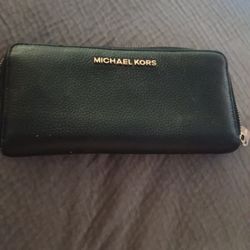 Black Michael Kors Wallet