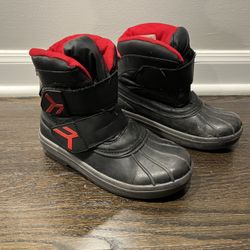 Kids Snow Boots (Size 1)
