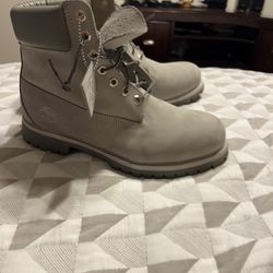 Timberland Shoes Used Twice Size 10 Man’s Color Grey