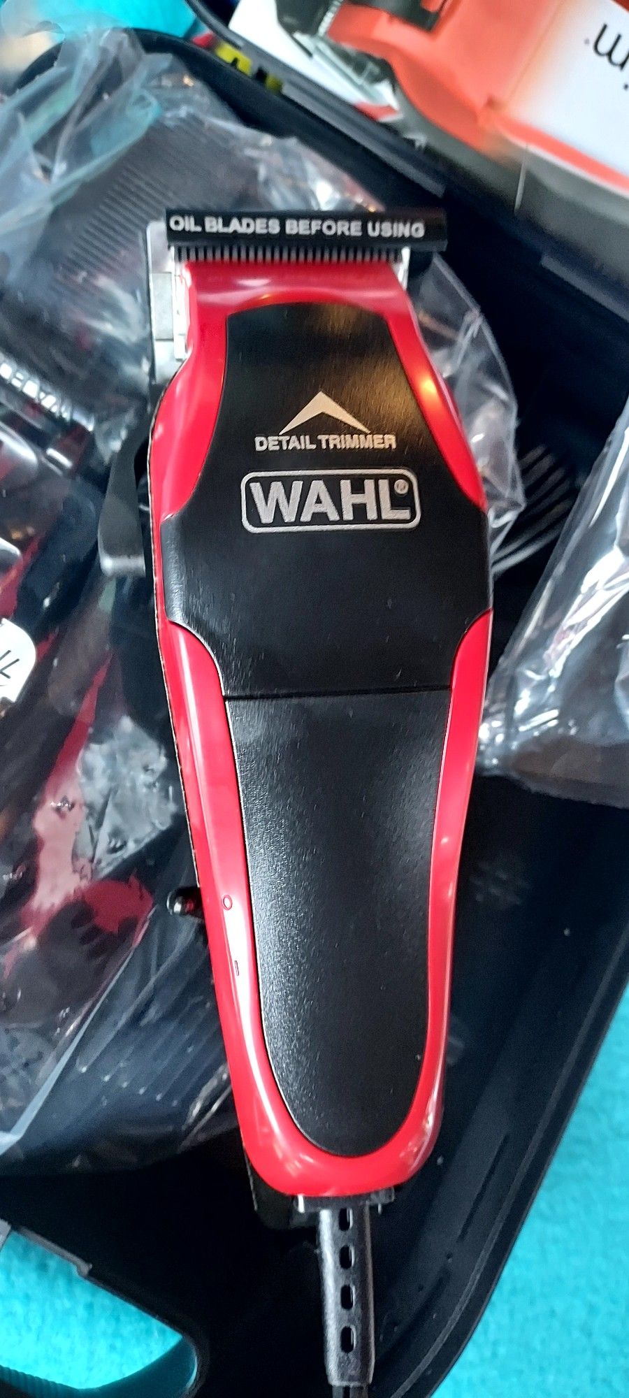 New Wahl Hair Clipper Set In Case