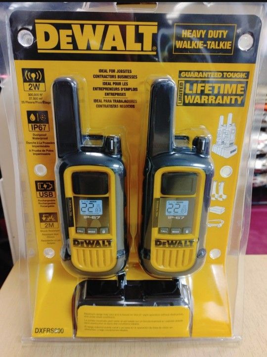 DeWalt DXFRS800 2 Watt Heavy Duty Walkie -Talkie  ( NEW ) waterproof, shock resistant