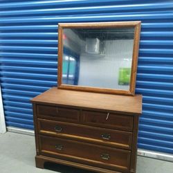 Solid Wood Dresser 4  Drawer Wood Dresser Wood Wooden End With Mirror 