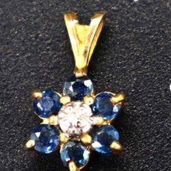 14k Pendant With Natural Blue Sapphires 