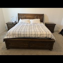 California king Bedroom Set
