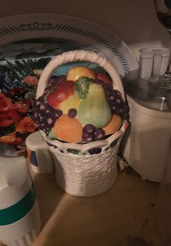 Ceramic container