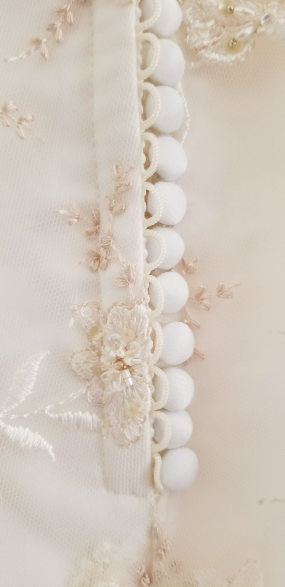 Gorgeous Hand Embroidered Oleg Cassini Wedding Dress Sz 8