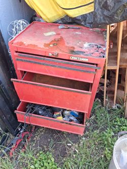 Red craftsman tool box