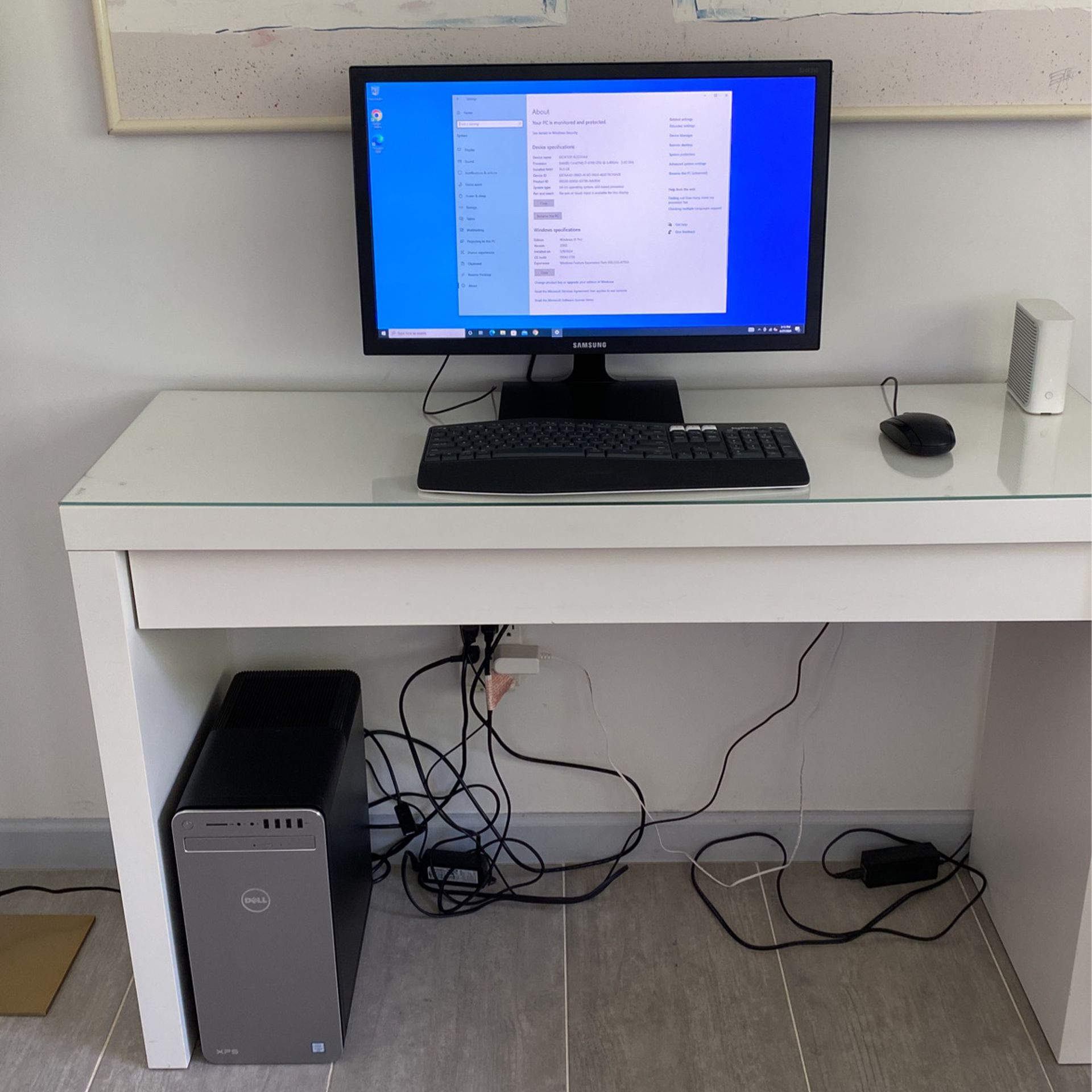 Desktop Computer Mouse Monitor Wireless Keyboard