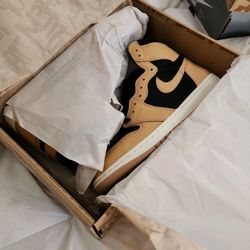 Jordan 1 Heirloom Size 10.5
