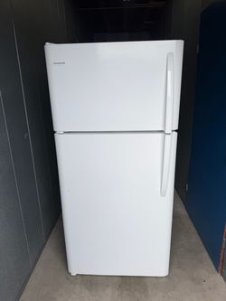 Frigidaire Refrigerator