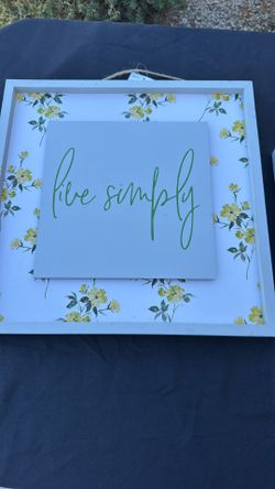 Live Simply Decor