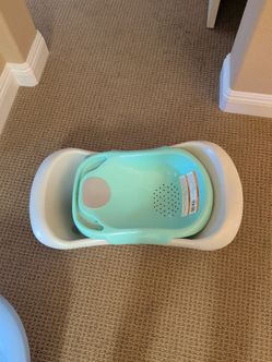 2 kids bath tubs - Infant to toddler