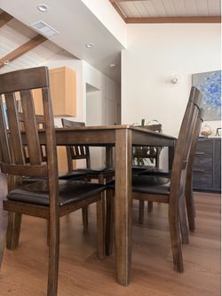 Dining Chairs (X6)