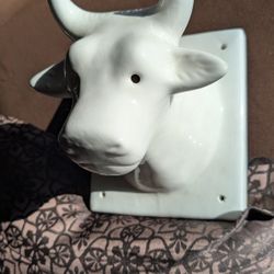 Gailstyn-Sutton Ceramic Bull Decor