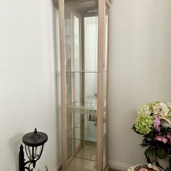 White Washed Curio Cabinet 