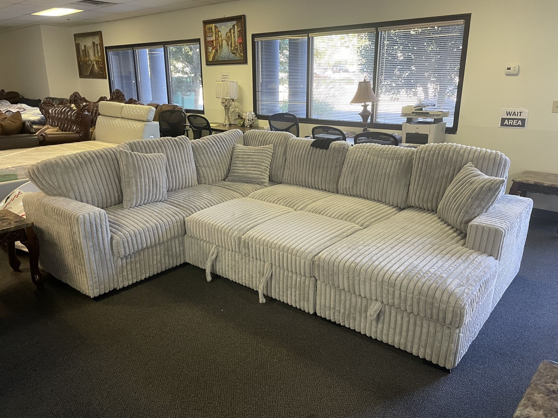 š„OVERSIZED GRAY VELVET SECTIONAL WITH SLEEPER BED INSIDE!! PRICE INCLUDES DELIVERY $1325!!
